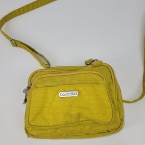 Baggalini Small Crossbody/ waist purse.